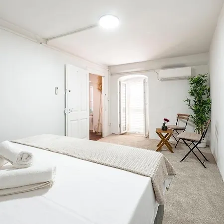 Apartment House Old Town *
